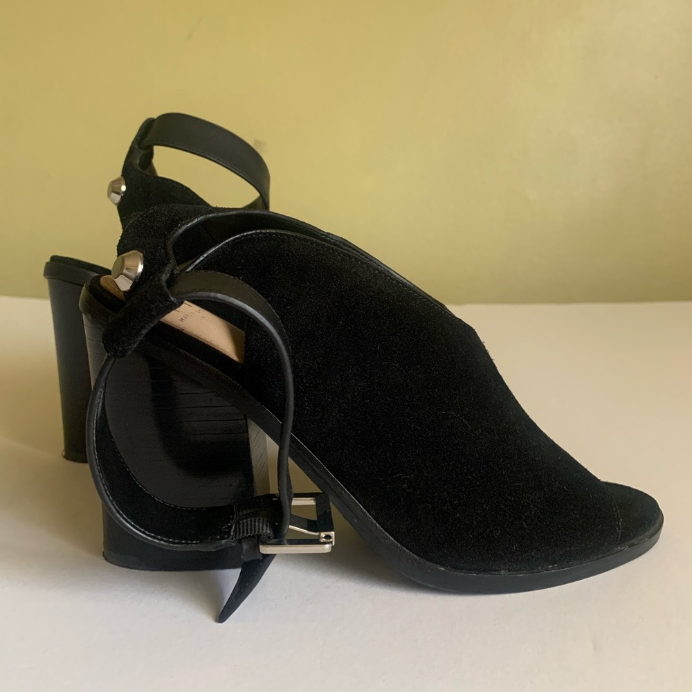 Marc Fisher Vidal heel sandals